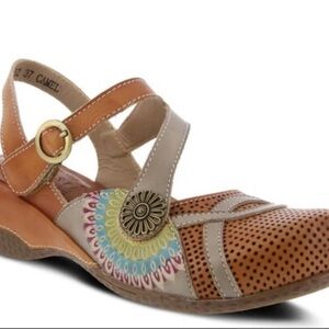 L’Artiste Sandals Mary Jane’s Cognac Brown Parkway Leather Size 8.5